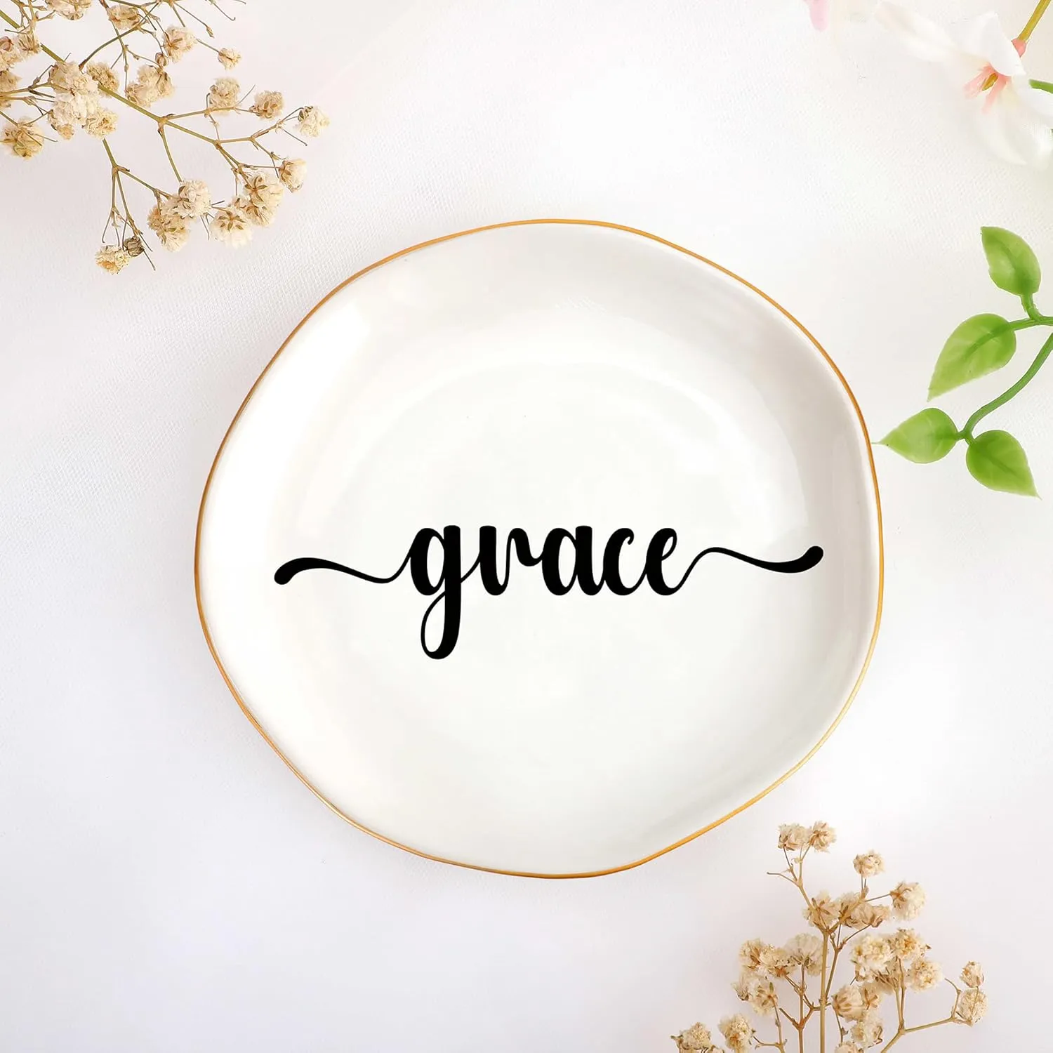 JoycuFF Grace Personalized Name Ceramic Jewelry Tray, Mothers Day Christmas Anniversary Engagement Birthday Gifts for Women Couples, Trinket Dish for Rings Earrings Necklaces Bracelets Keys