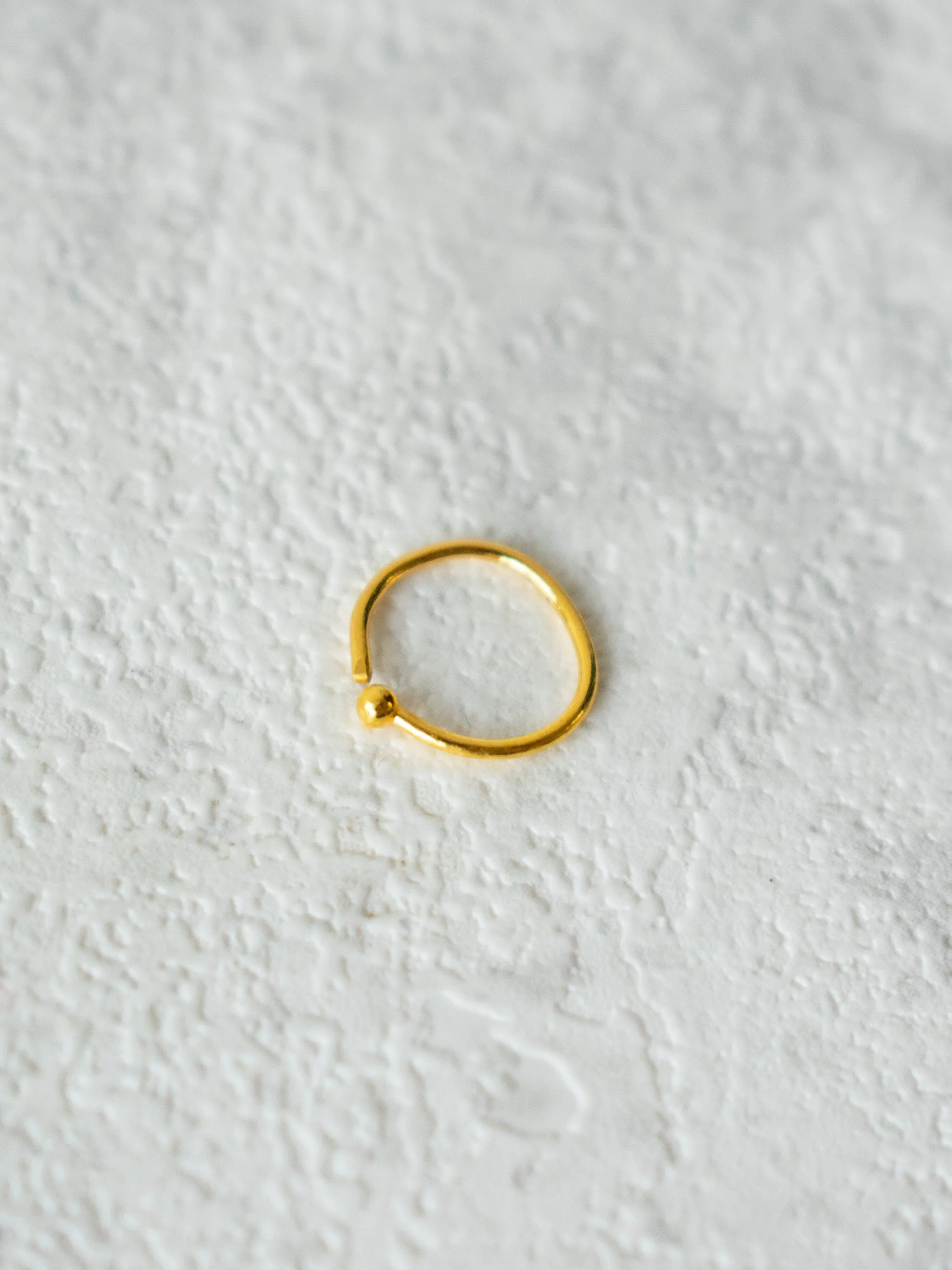 Micro Hoop in 24kt gold