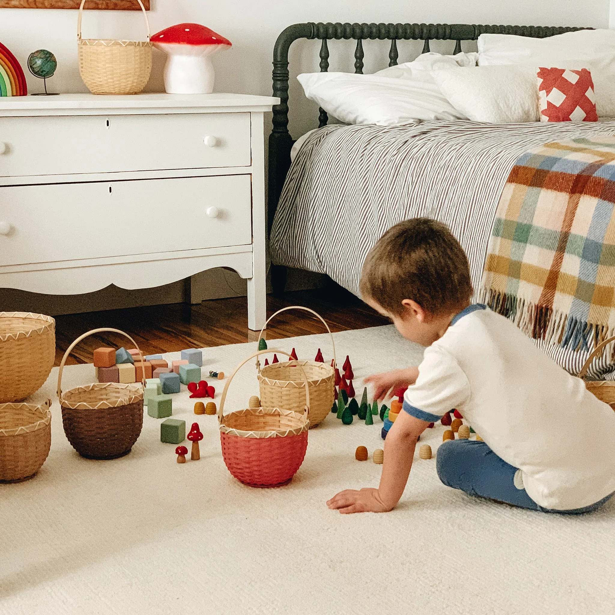 Olli Ella Blossom Basket Small - Raspberry